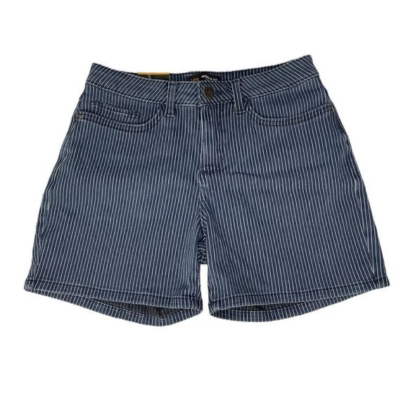 Lee Pants - NWT Lee Regular Fit Shorts